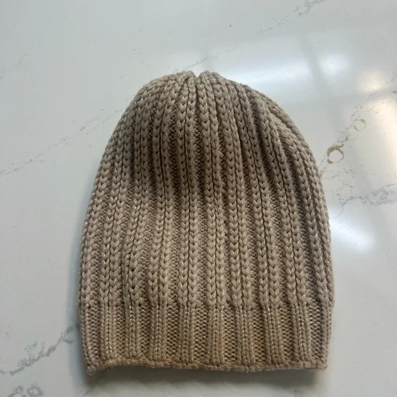 Hat - Picture 4 of 5